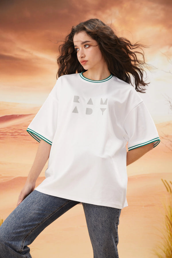 تيشرت نسائي بطراز سعودي